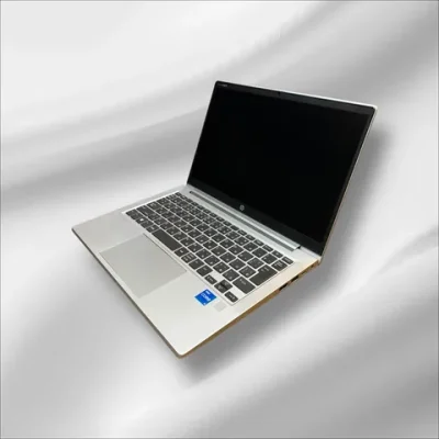 Dell Latitude 5320 13.3in FHD core i5 thế hệ thứ 11 Ram 8G ổ cứng SSD 256G