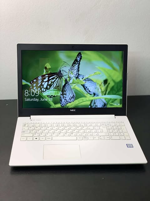 Nec Màn 15.6in FHD tráng gương siêu sắc nét 🥰  CPU i7 thế hệ 8 Ram 8G/ SSd 256GB